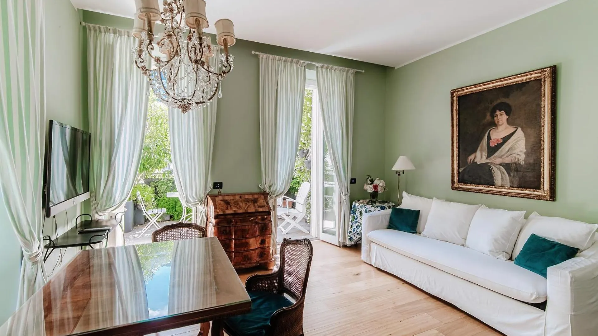 Green Home 65 - The House Of Travelers Como