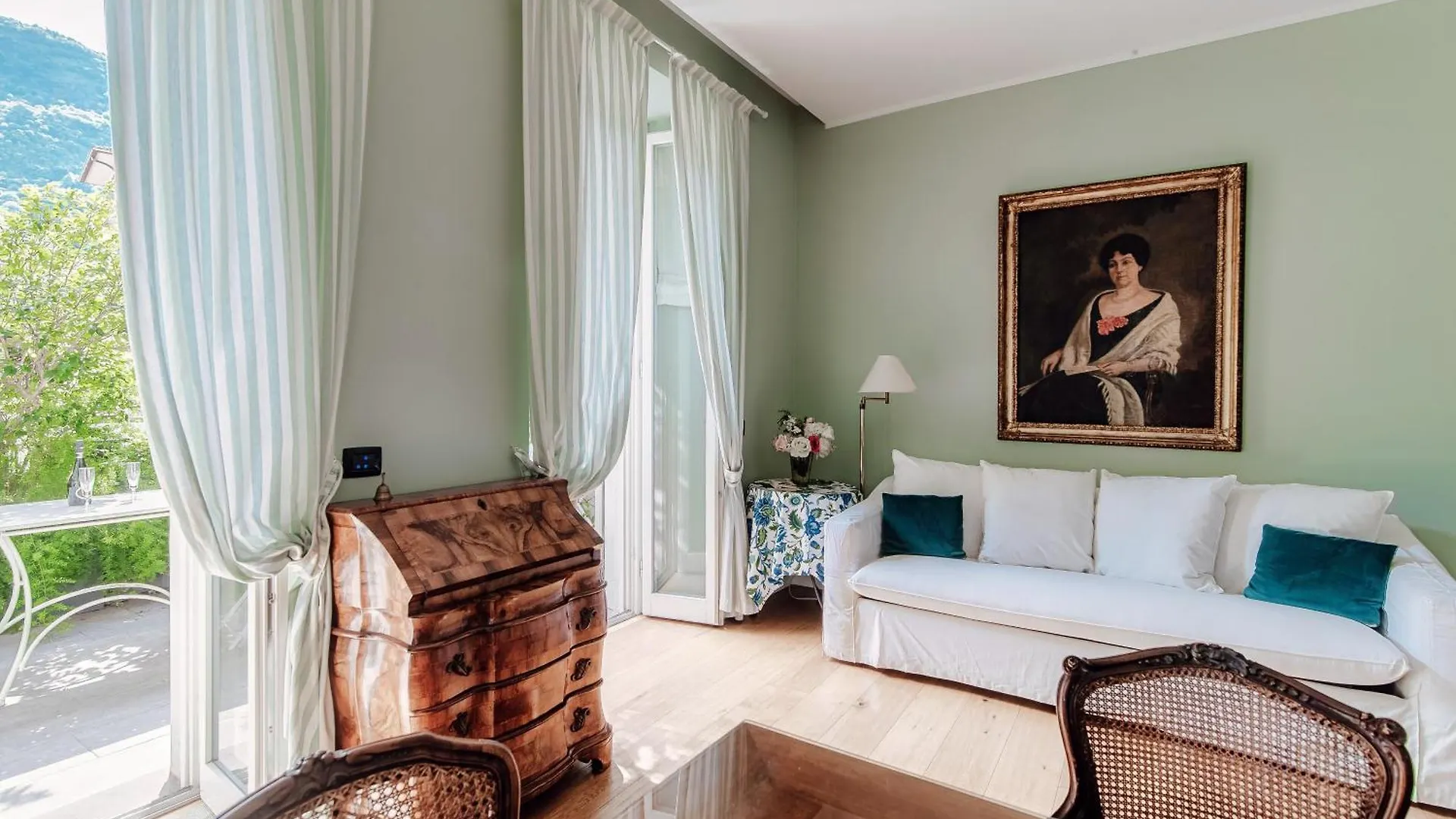 Green Home 65 - The House Of Travelers Como Apartman